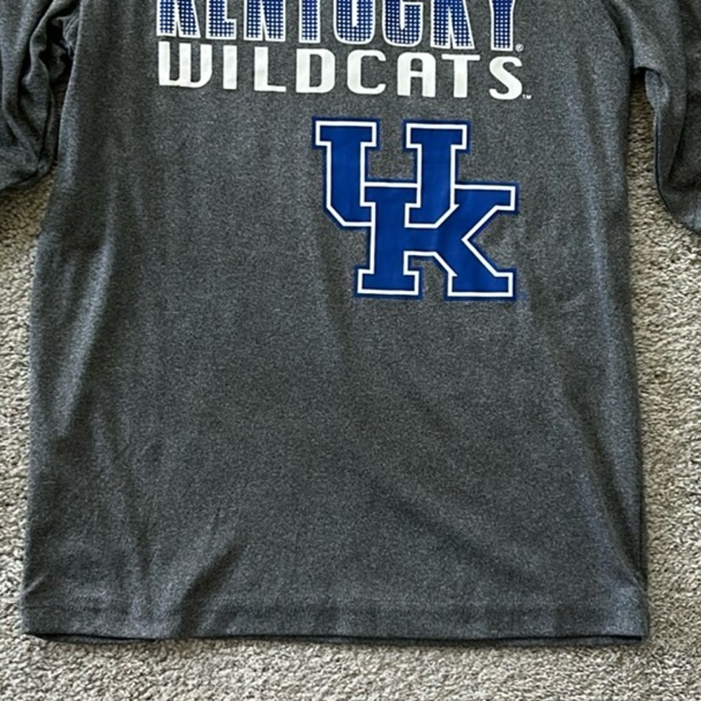 Boys University of Kentucky Wildcats Gray Long Sleeve Tee - Picture 3 of 4